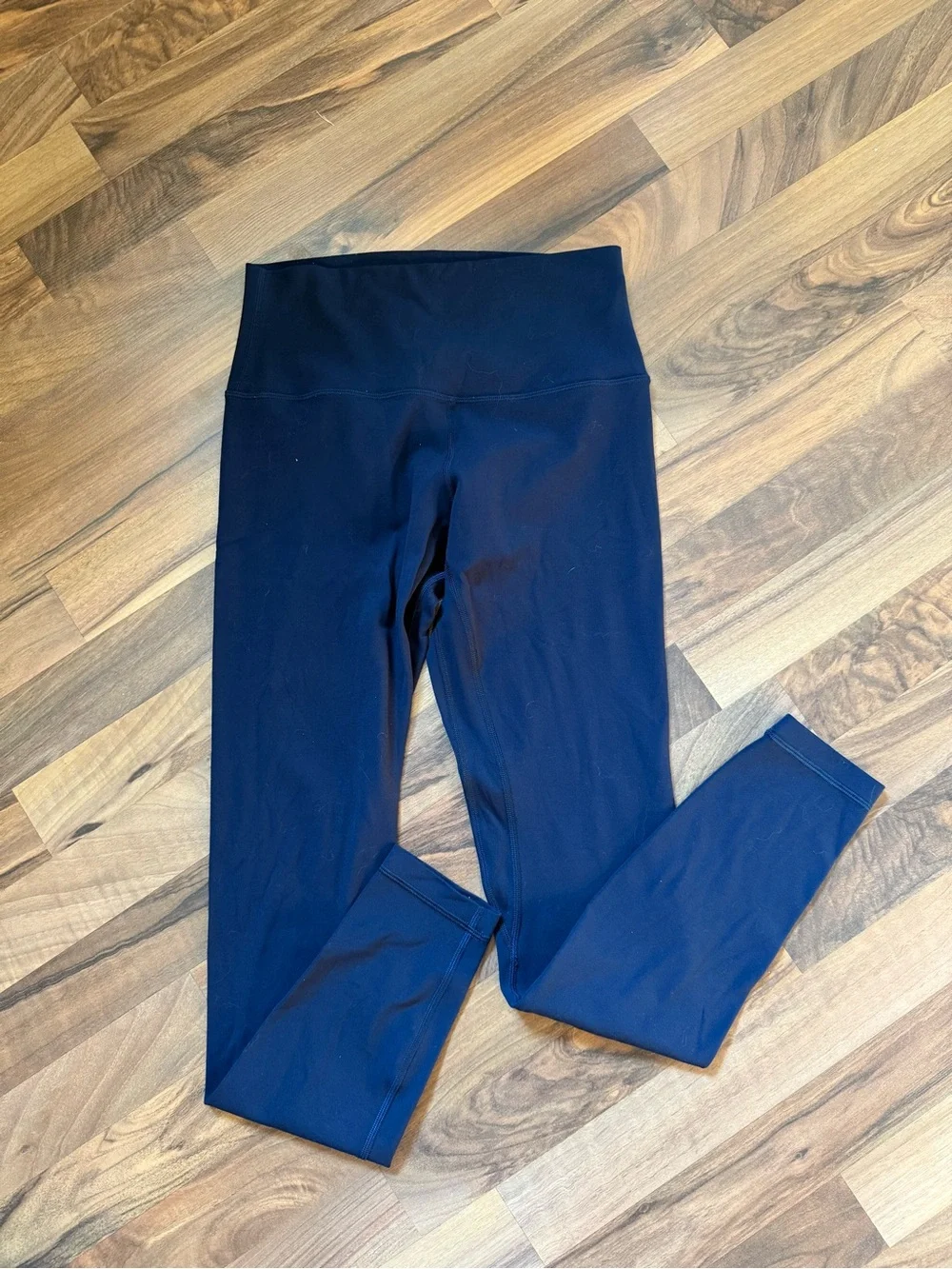 Lululemon High-Rise Leggings - Navy - Size 6 square dot